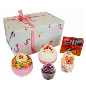bomb cosmetics sprinkle of magic unicorn gift pack